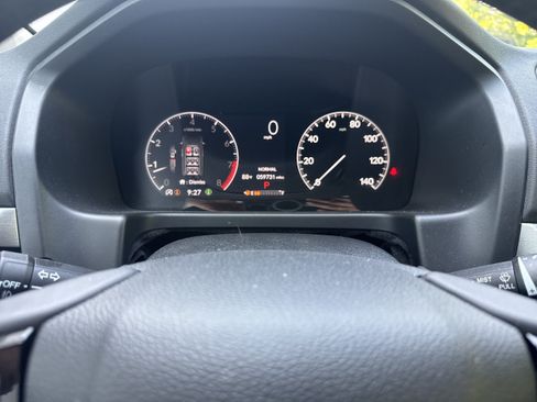 Used 2025 Honda Odyssey EX-L image 25