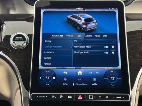 Used 2025 Mercedes-Benz GLC 350e 4MATIC image 32