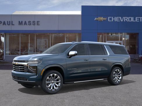 New 2026 Chevrolet Suburban Premier image 2