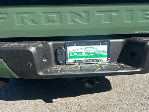 New 2026 Nissan Frontier PRO-4X w/ Tow Package AWD/4WD image 11