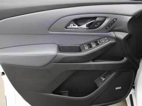 Used 2021 Chevrolet Traverse Premier w/ LPO, Floor Liner Package image 13