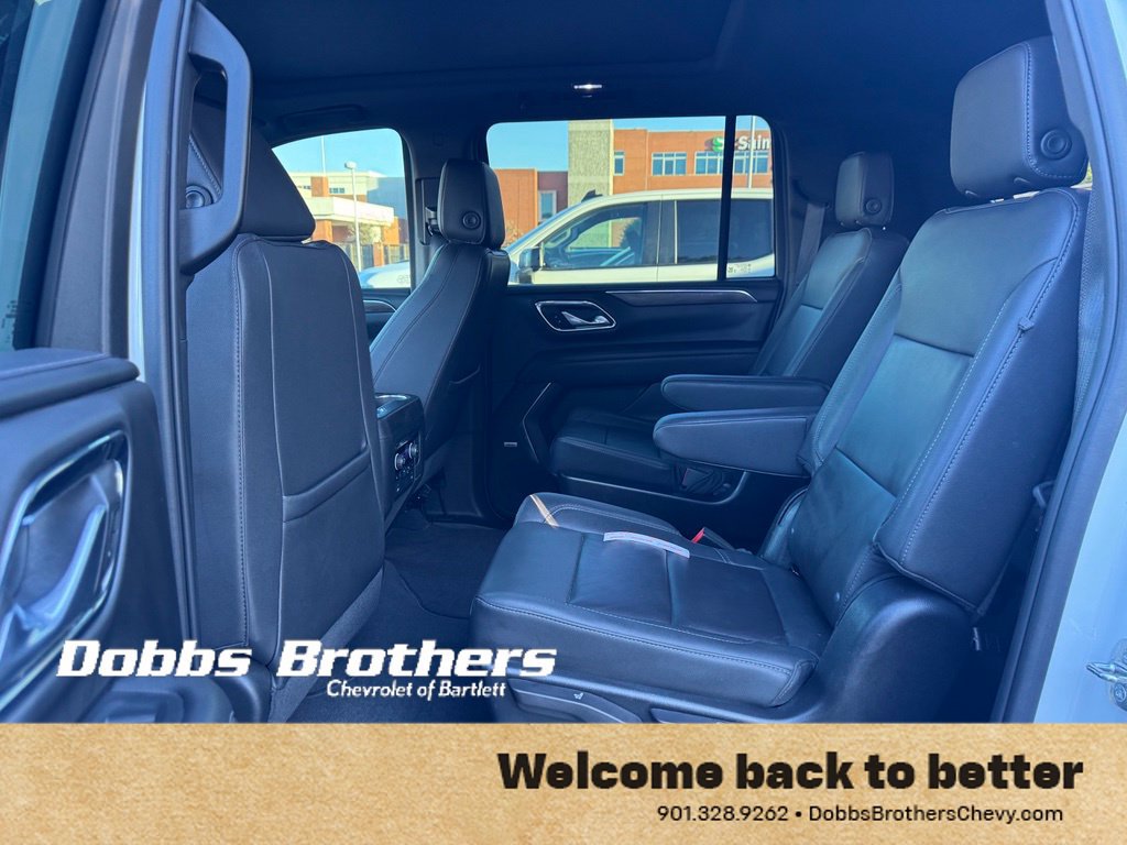 Used 2022 Chevrolet Suburban LT w/ LT Signature Package AWD/4WD image 17