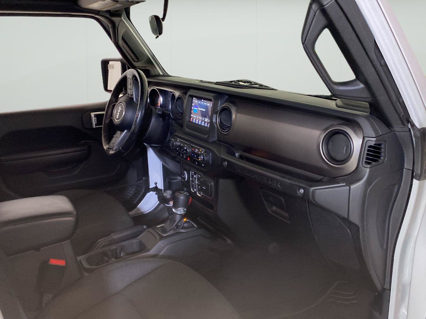 Used 2021 Jeep Wrangler Unlimited Sport AWD/4WD image 24