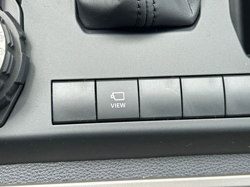 New 2026 Toyota 4Runner Limited AWD/4WD image 33
