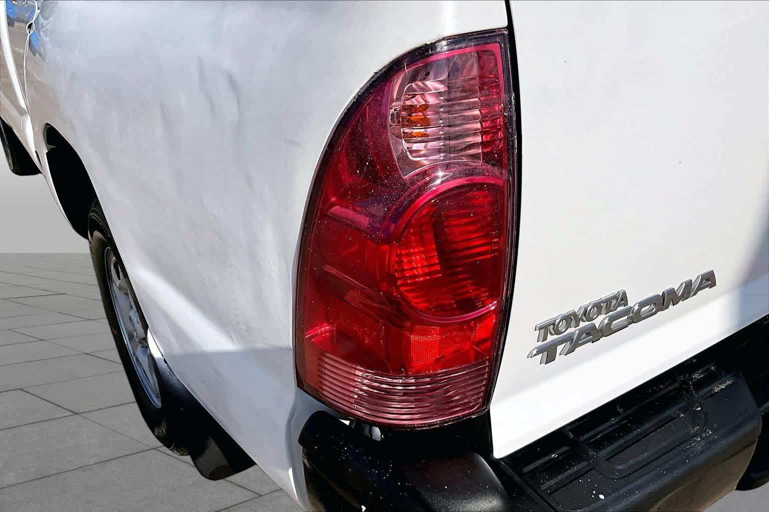 Used 2007 Toyota Tacoma 2WD Regular Cab w/ Enhancement Pkg image 26