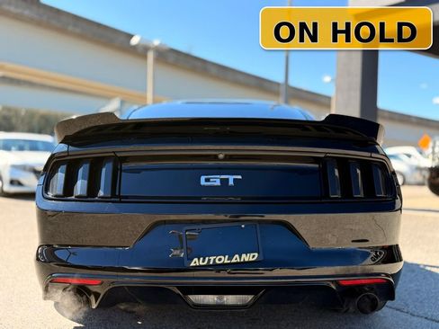 Used 2017 Ford Mustang GT w/ GT Performance Package image 7