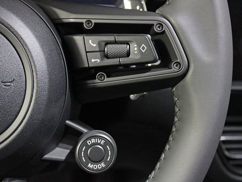 Certified 2026 Porsche Macan S image 24