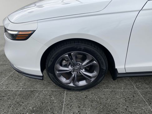 Used 2024 Honda Accord EX image 14