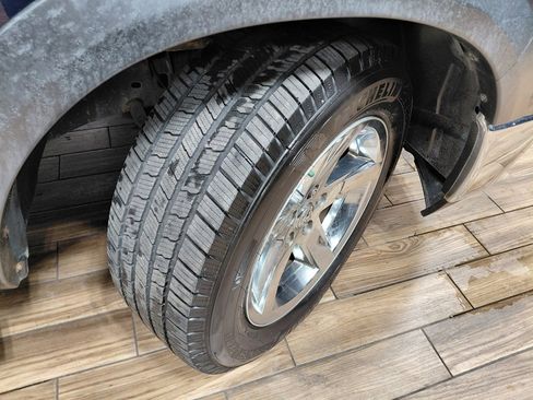 Used 2012 RAM 1500 Big Horn w/ Remote Start & Security Group image 24