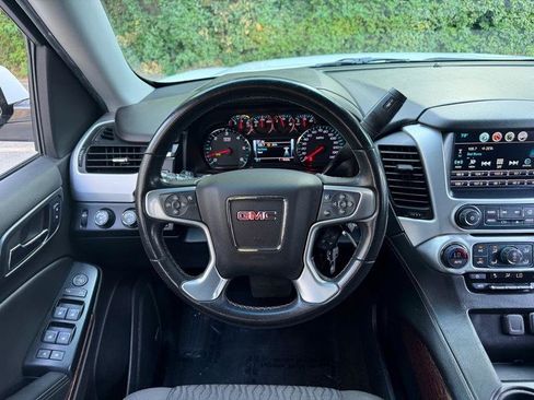 Used 2019 GMC Yukon XL SLE w/ HD Trailering Package AWD/4WD image 30