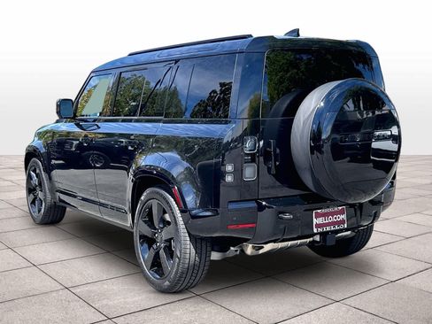 Used 2026 Land Rover Defender 110 X-Dynamic SE AWD/4WD image 15