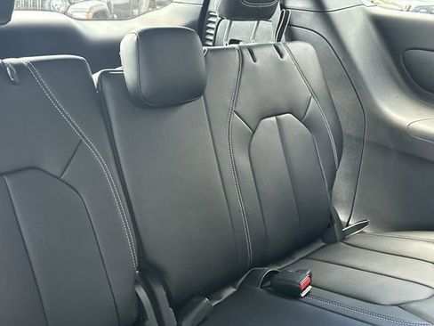 New 2026 Chrysler Pacifica Select image 16