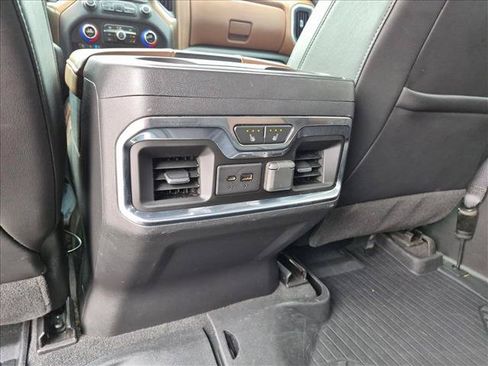 Used 2021 Chevrolet Silverado 1500 High Country w/ Technology Package AWD/4WD image 16