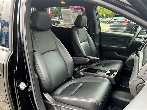 Used 2023 Honda Odyssey Sport image 7