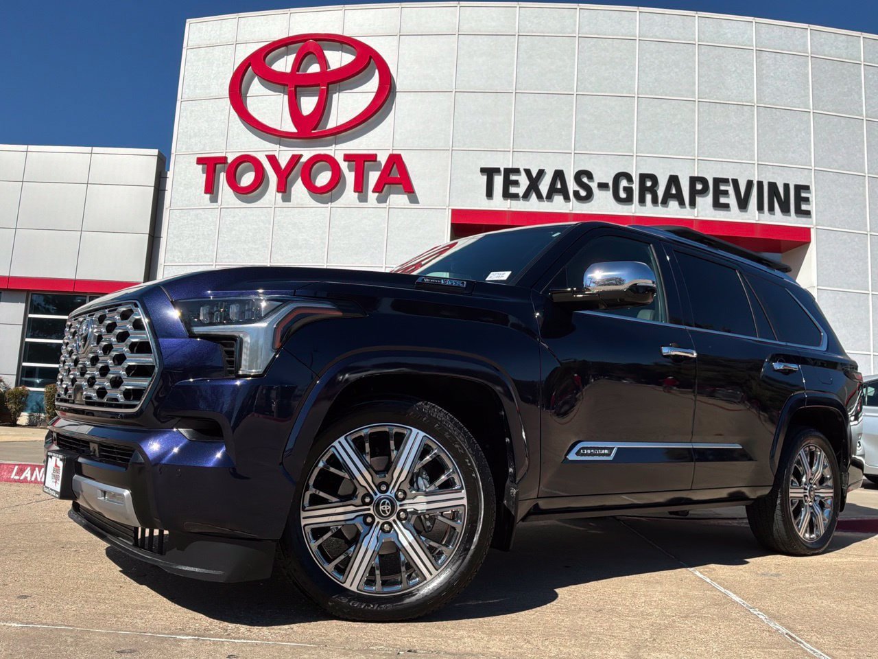 Used 2026 Toyota Sequoia Capstone AWD/4WD image 2