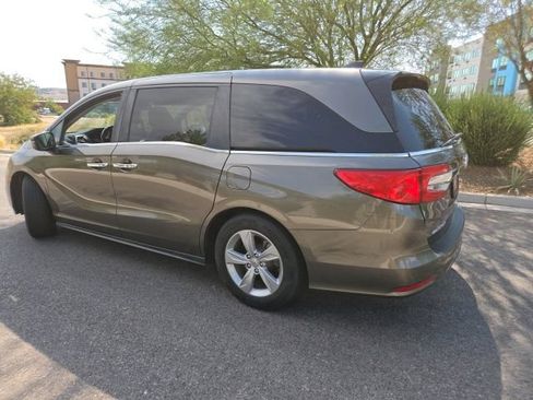 Used 2019 Honda Odyssey EX-L image 4