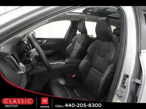 Used 2023 Volvo XC60 T8 Core w/ Climate Package AWD/4WD image 6