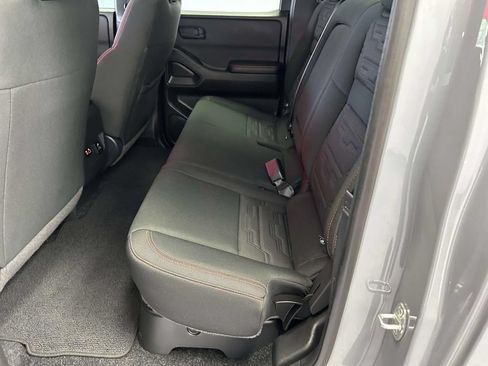 Used 2026 Nissan Frontier Pro-X w/ Pro-X Convenience Package RWD image 15
