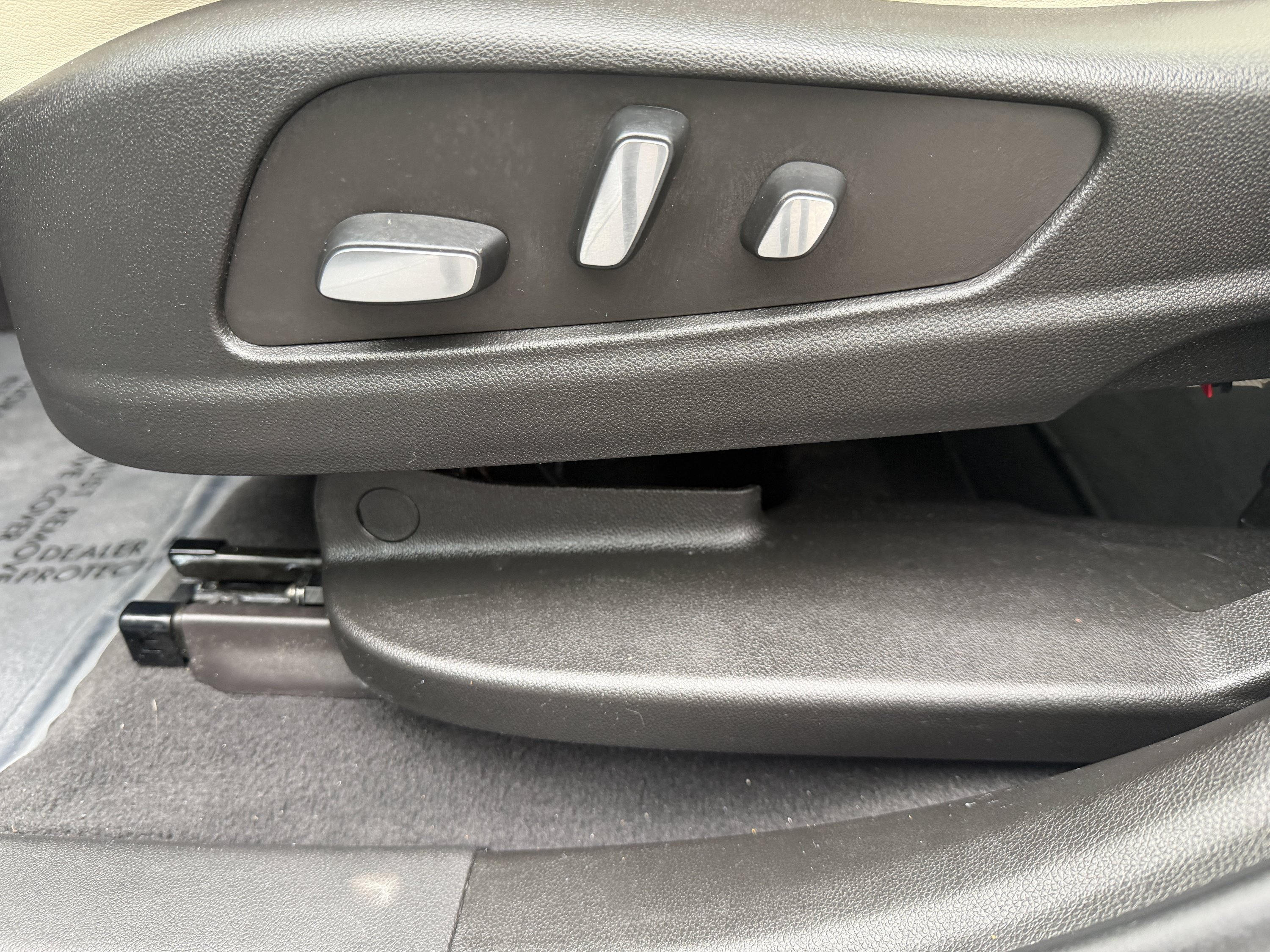 Used 2023 Cadillac XT6 Sport AWD/4WD image 27