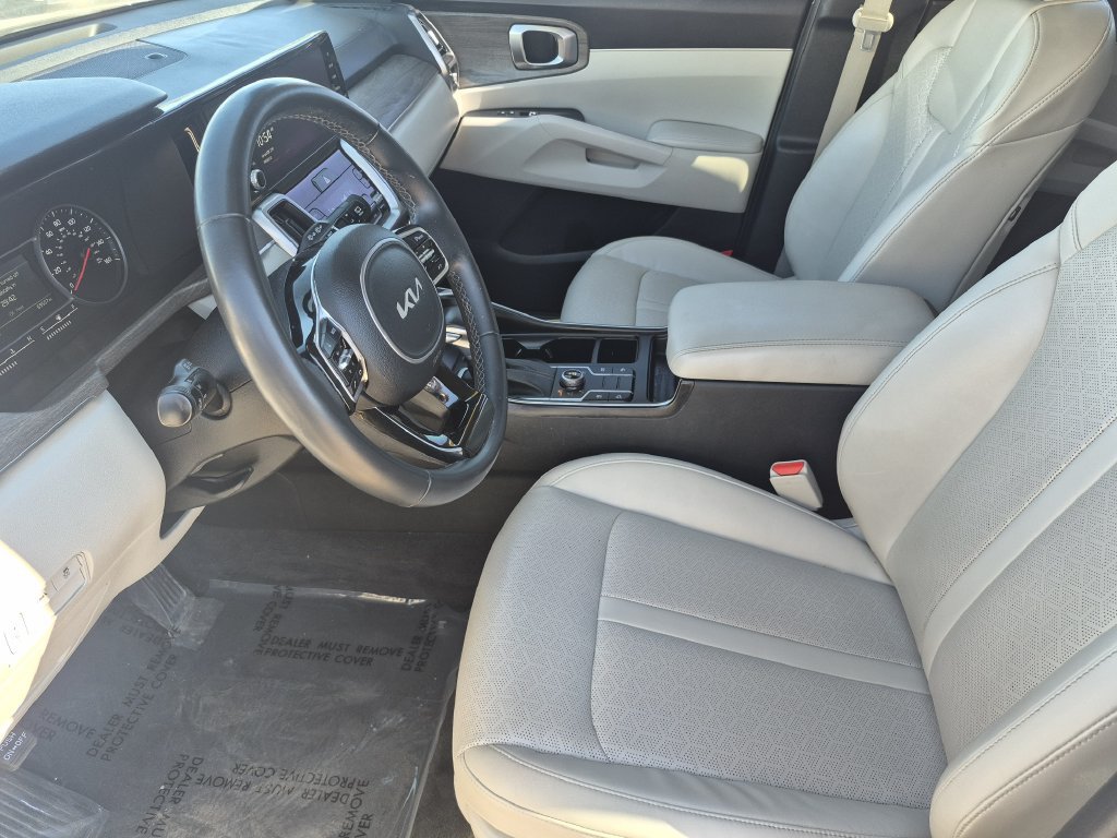 Used 2023 Kia Sorento S AWD/4WD image 11