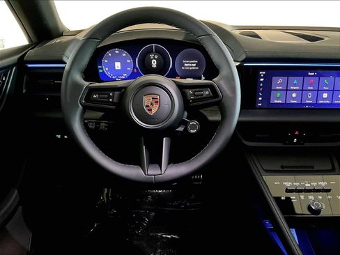 New 2025 Porsche Macan 4S Electric image 13