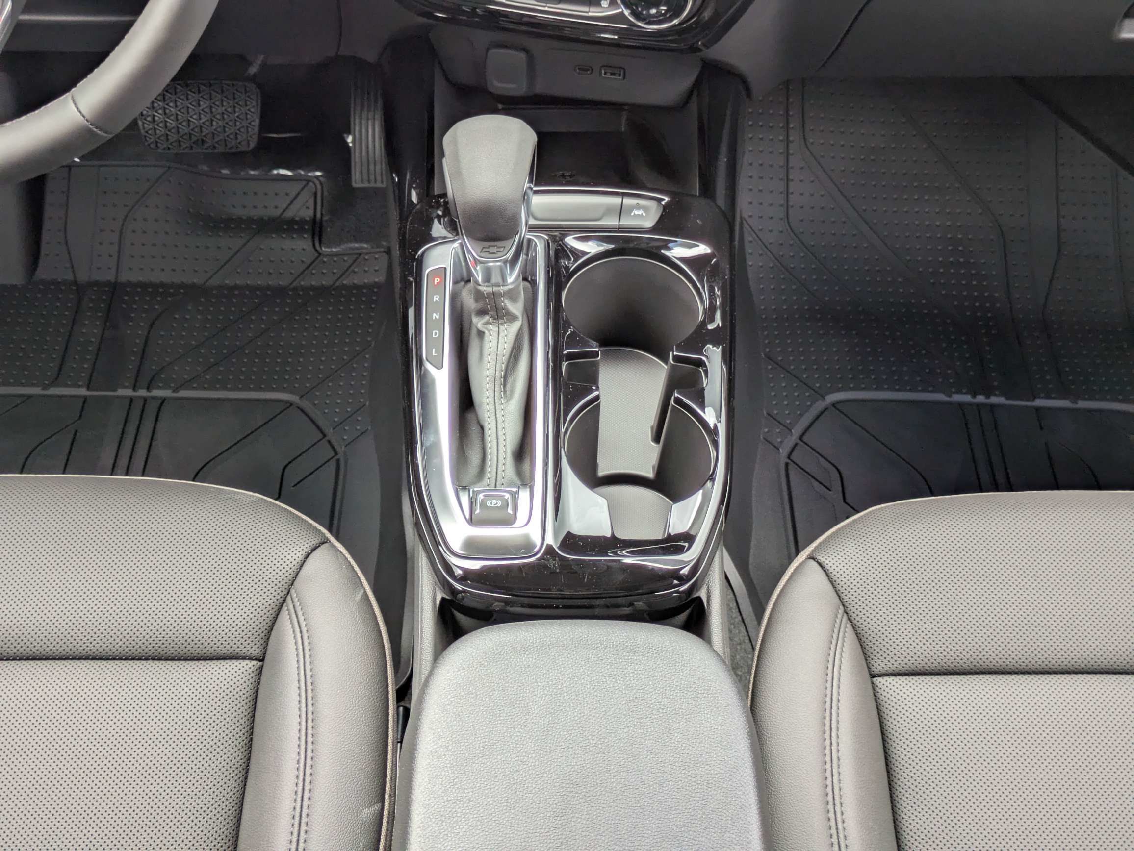 New 2026 Chevrolet Trax ACTIV w/ Sunroof Package FWD image 6