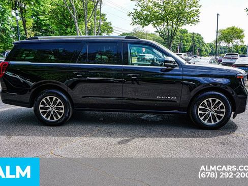 Used 2025 Ford Expedition Max Platinum AWD/4WD image 9