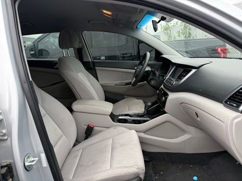 Used 2018 Hyundai Tucson SEL FWD image 13