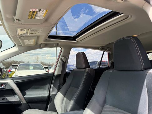Used 2015 Toyota RAV4 XLE image 11
