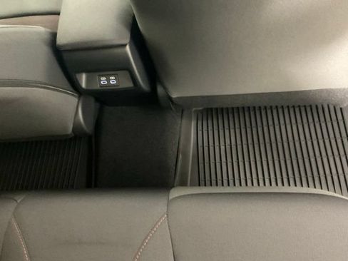 Used 2026 Toyota Corolla SE FWD image 22