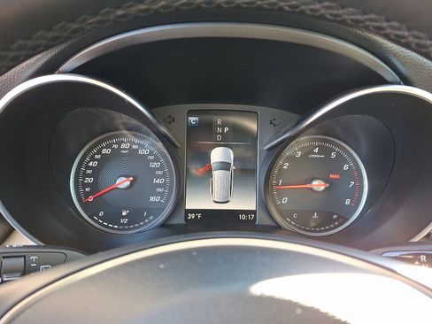 Used 2018 Mercedes-Benz GLC 300 4MATIC image 23