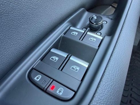 New 2026 Audi Q7 2.0T Premium AWD/4WD image 16