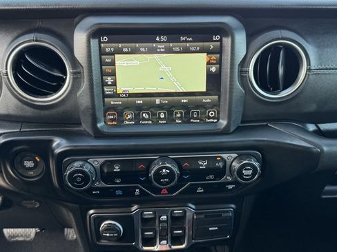 Used 2021 Jeep Wrangler Unlimited Sahara image 19