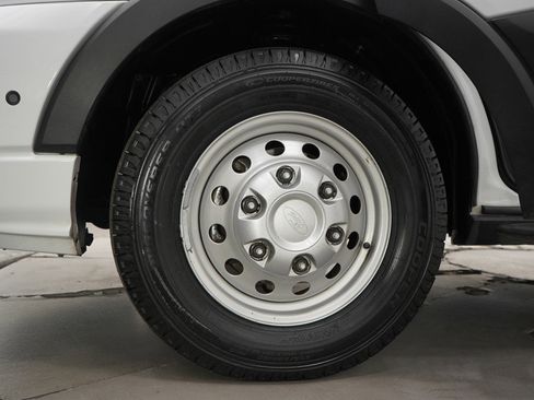 Used 2024 Ford Transit 350 XLT image 29