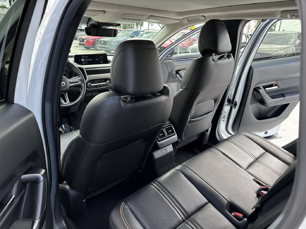 Used 2025 MAZDA CX-50 AWD 2.5 S w/ Premium Plus Pkg image 34