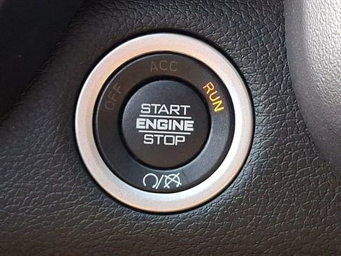 Used 2024 RAM 2500 Big Horn image 24