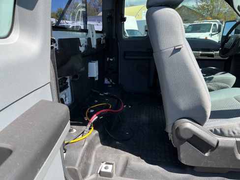 Used 2011 Ford F350 XL w/ PWR Equipment Group AWD/4WD image 14