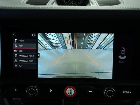 New 2025 Porsche Macan image 19