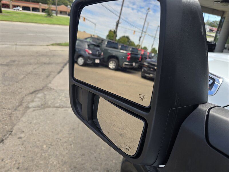 Used 2024 RAM 3500 Big Horn AWD/4WD image 7