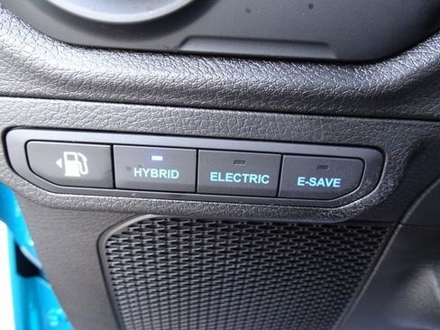 Used 2024 Jeep Wrangler Unlimited image 28