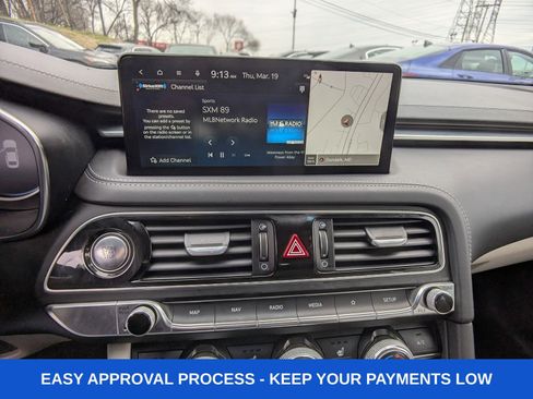 Used 2023 Genesis G70 2.0T image 33