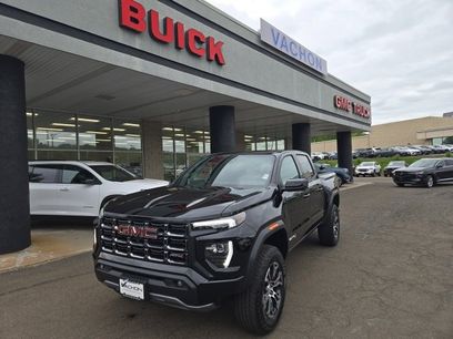 New 2025 GMC Canyon AT4 w/ Technology Plus Package