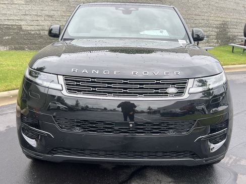 Used 2025 Land Rover Range Rover Sport AWD/4WD image 9