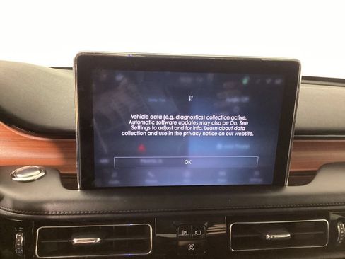 Used 2023 Lincoln Aviator Reserve w/ Equipment Group 201A AWD/4WD image 18