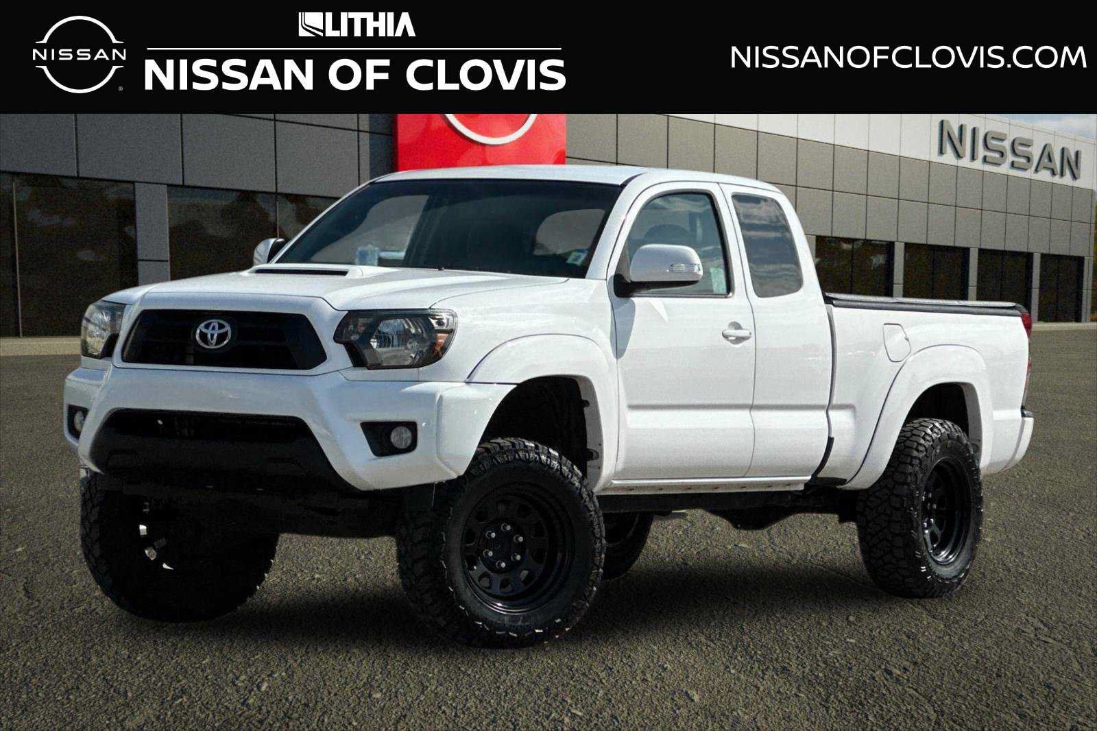 Used 2014 Toyota Tacoma PreRunner w/ TRD Sport Package RWD image 1