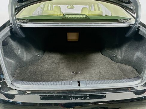 Used 2014 Lexus ES 350 w/ Luxury Package image 29