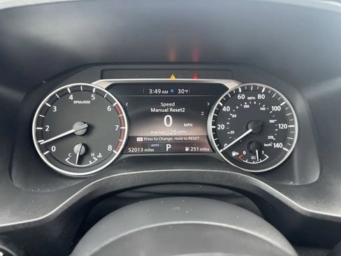 Used 2024 Nissan Rogue S image 13