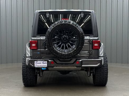Used 2024 Jeep Wrangler Unlimited AWD/4WD image 4