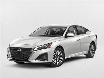 Used 2024 Nissan Altima 2.5 SV