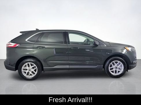 Used 2024 Ford Edge SEL w/ Convenience Package AWD/4WD image 2